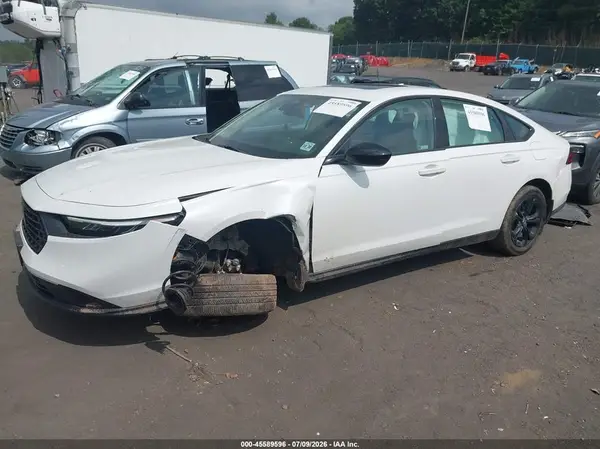 1HGCY1F46SA071238 2025 HONDA ACCORD - Image 2