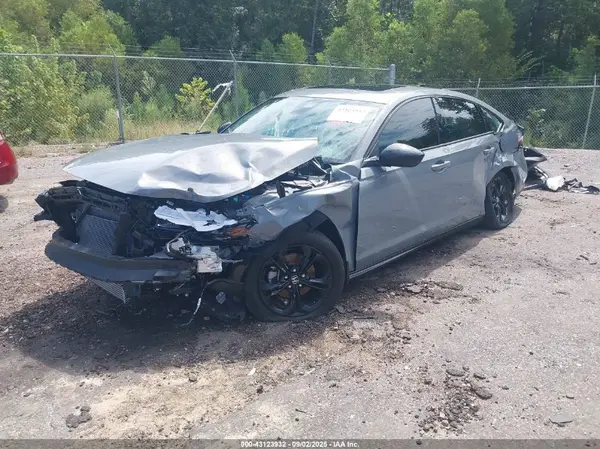 1HGCY1F47SA003367 2025 HONDA ACCORD - Image 2