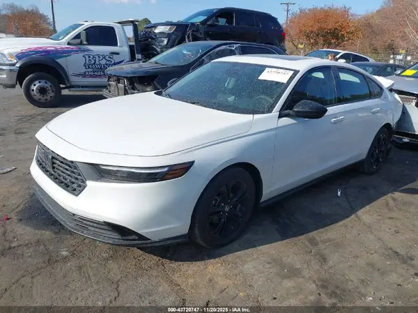 1HGCY1F47SA014904 2025 HONDA ACCORD - Image 2