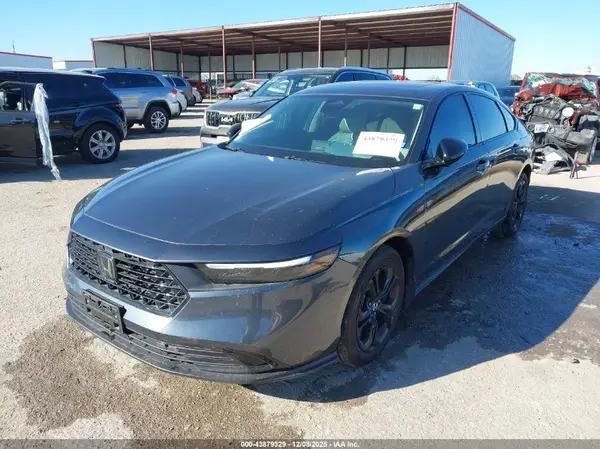 1HGCY1F47SA017284 2025 HONDA ACCORD - Image 2
