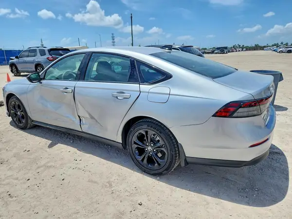 1HGCY1F47SA040550 2025 HONDA ACCORD - Image 2