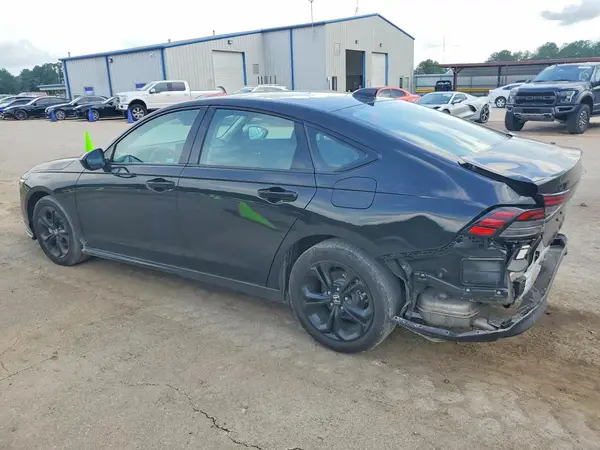 1HGCY1F47SA048082 2025 HONDA ACCORD - Image 2