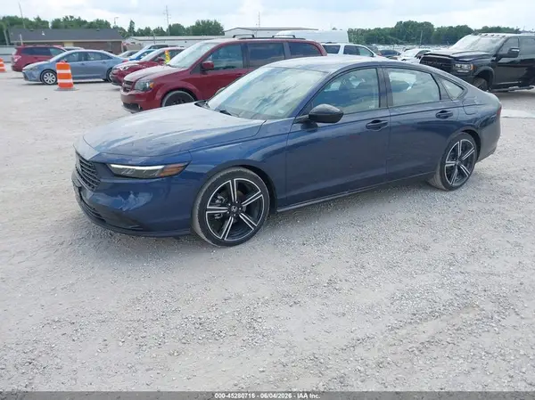 1HGCY1F47TA019568 2026 HONDA ACCORD - Image 2