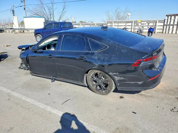 1HGCY1F48SA003832 2025 HONDA ACCORD - Image 2
