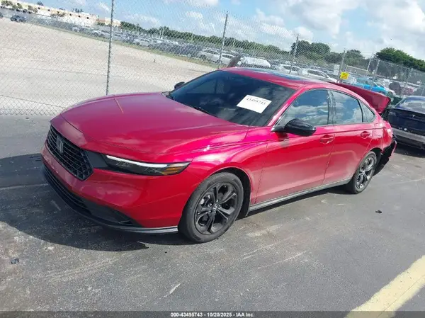 1HGCY1F48SA051217 2025 HONDA ACCORD - Image 2