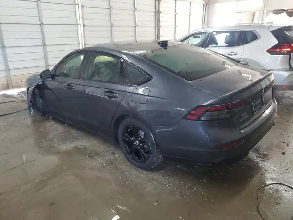 1HGCY1F48SA052075 2025 HONDA ACCORD - Image 2