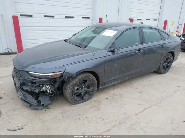 1HGCY1F48SA076702 2025 HONDA ACCORD - Image 2