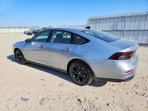1HGCY1F48SA080782 2025 HONDA ACCORD - Image 2