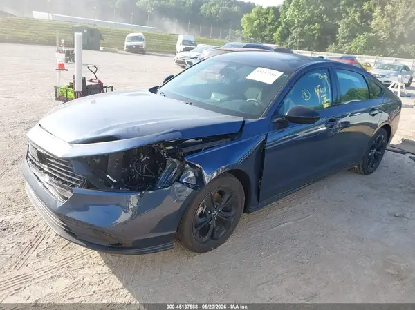 1HGCY1F48SA082581 2025 HONDA ACCORD - Image 2