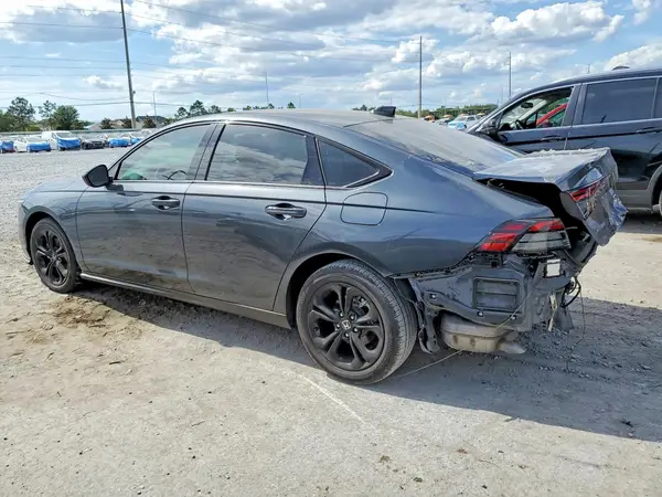 1HGCY1F49SA051825 2025 HONDA ACCORD - Image 2