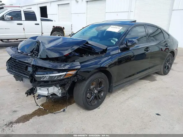 1HGCY1F49SA071718 2025 HONDA ACCORD - Image 2