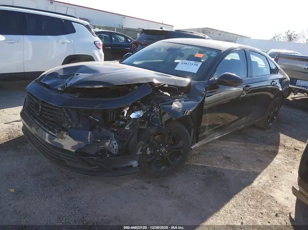 1HGCY1F4XSA011818 2025 HONDA ACCORD - Image 2