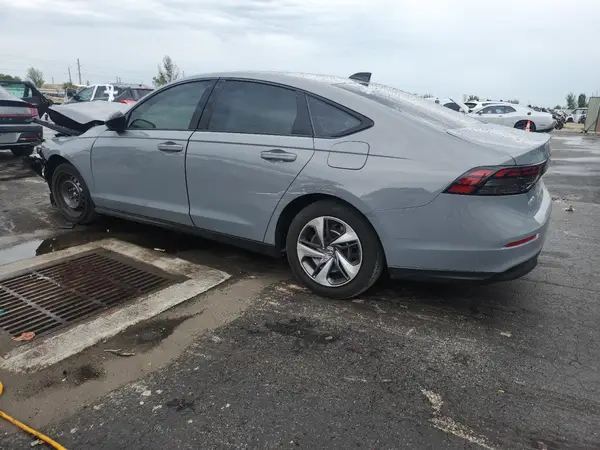 1HGCY1F4XSA013388 2025 HONDA ACCORD - Image 2