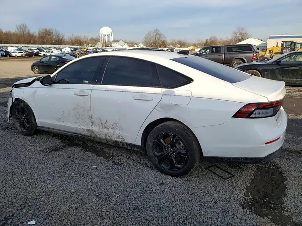 1HGCY1F4XSA014749 2025 HONDA ACCORD - Image 2