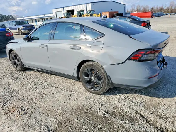 1HGCY1F4XSA019238 2025 HONDA ACCORD - Image 2