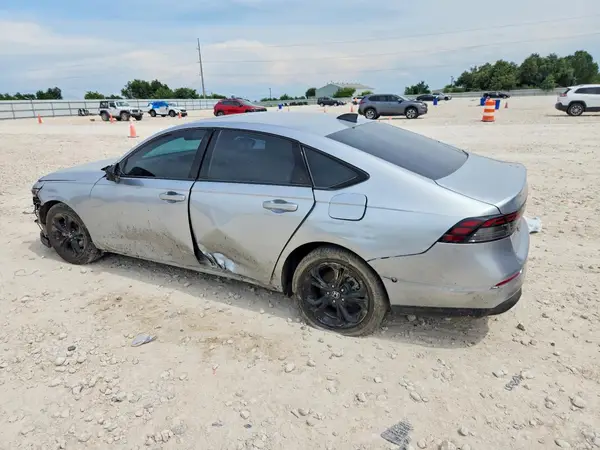 1HGCY1F4XSA021619 2025 HONDA ACCORD - Image 2