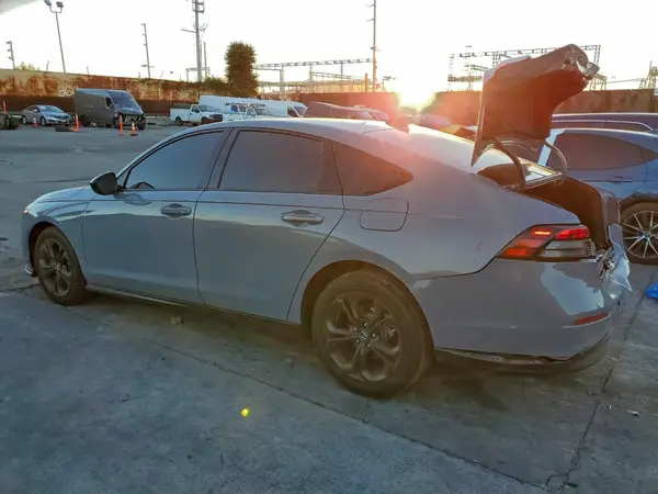 1HGCY1F4XSA029154 2025 HONDA ACCORD - Image 2