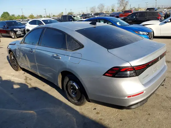 1HGCY1F4XSA039456 2025 HONDA ACCORD - Image 2