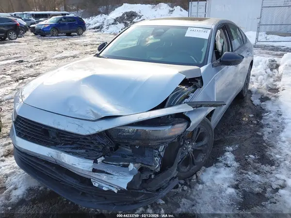 1HGCY1F4XSA067175 2025 HONDA ACCORD - Image 2