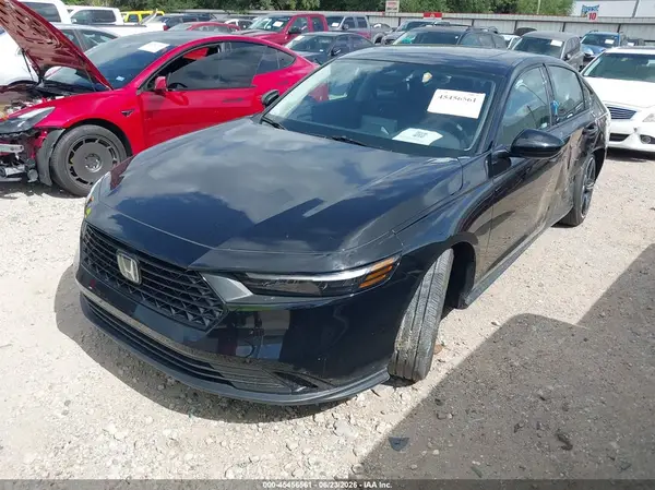 1HGCY1F4XTA001565 2026 HONDA ACCORD - Image 2