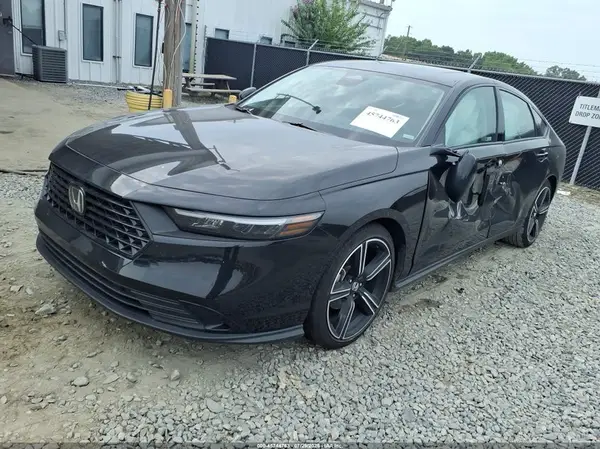 1HGCY1F4XTA009939 2026 HONDA ACCORD - Image 2