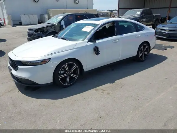 1HGCY2F50PA032697 2023 HONDA ACCORD - Image 2