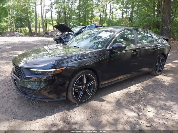 1HGCY2F50RA016857 2024 HONDA ACCORD - Image 2