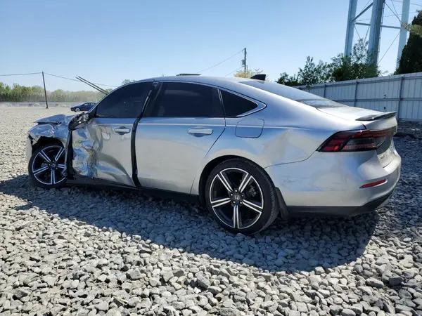 1HGCY2F50RA047767 2024 HONDA ACCORD - Image 2