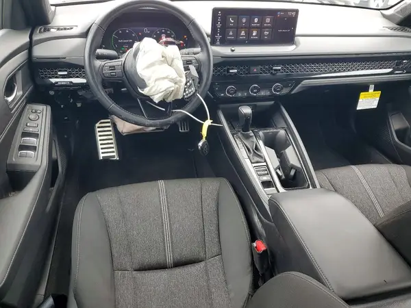 2025 HONDA ACCORD auction photo 8