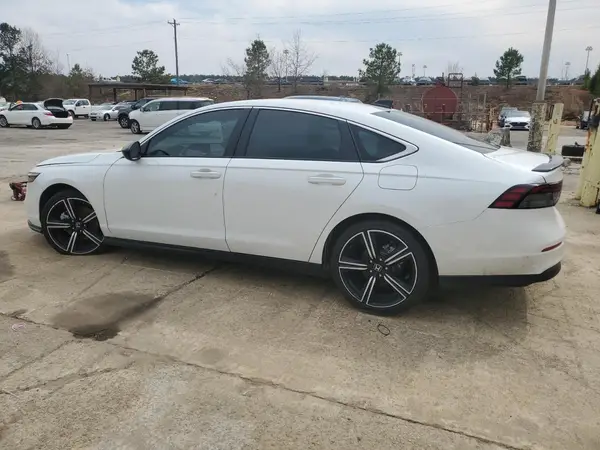1HGCY2F51PA011535 2023 HONDA ACCORD - Image 2