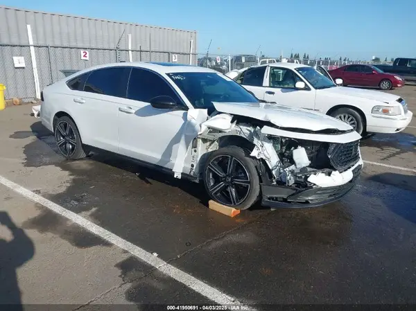 1HGCY2F51RA006015 2024 HONDA ACCORD - Image 1