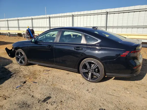 1HGCY2F51RA006807 2024 HONDA ACCORD - Image 2