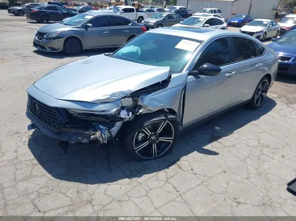 1HGCY2F51SA031521 2025 HONDA ACCORD - Image 2