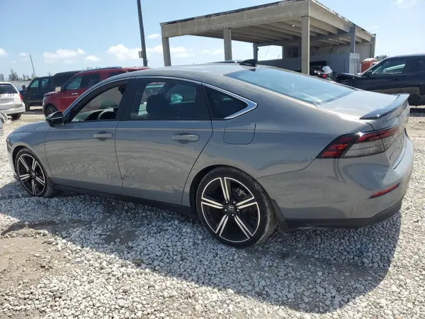 1HGCY2F52RA050346 2024 HONDA ACCORD - Image 2