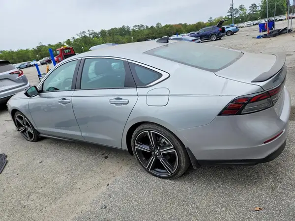 1HGCY2F52RA080172 2024 HONDA ACCORD - Image 2