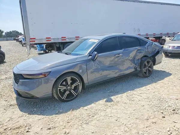 1HGCY2F52SA004697 2025 HONDA ACCORD - Image 1