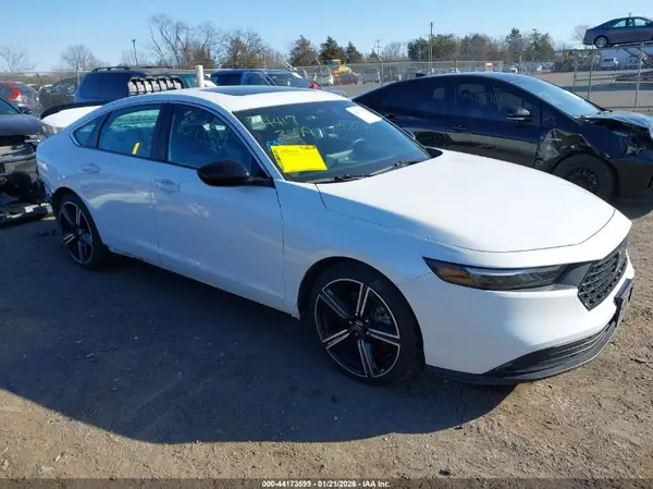 1HGCY2F54PA022612 2023 HONDA ACCORD - Image 1
