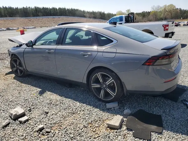 1HGCY2F54RA006106 2024 HONDA ACCORD - Image 2