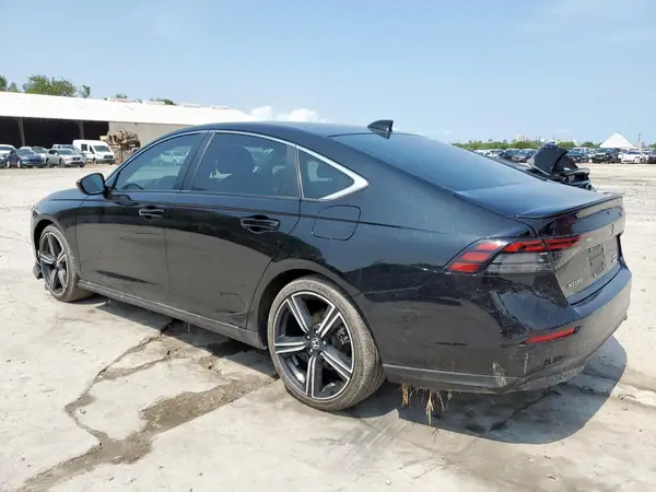 1HGCY2F54RA025786 2024 HONDA ACCORD - Image 2