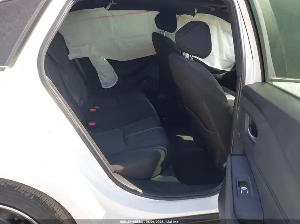 1HGCY2F54RA077015 2024 HONDA ACCORD - Image 8