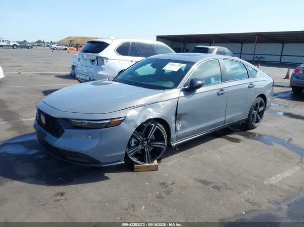 1HGCY2F54RA082912 2024 HONDA ACCORD - Image 2