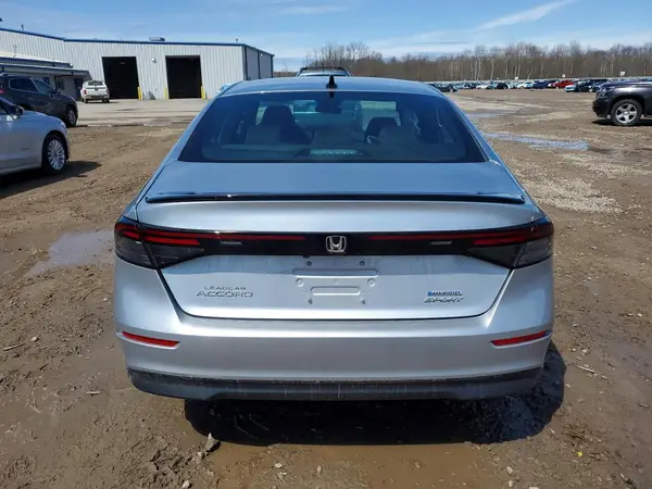 2025 HONDA ACCORD auction photo 6
