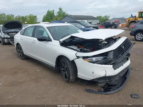 1HGCY2F55RA036067 2024 HONDA ACCORD - Image 1
