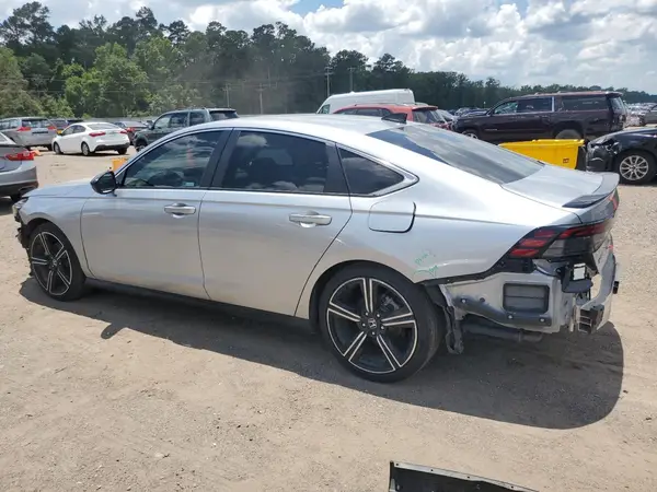 1HGCY2F55RA057453 2024 HONDA ACCORD - Image 2