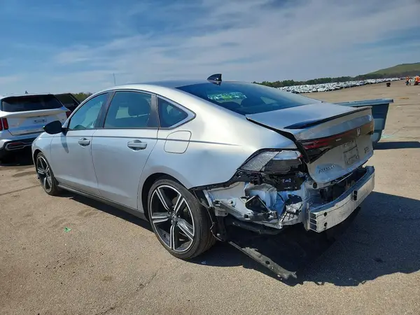 1HGCY2F55RA060983 2024 HONDA ACCORD - Image 2