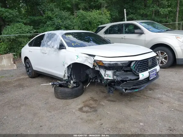 1HGCY2F56RA082538 2024 HONDA ACCORD - Image 1