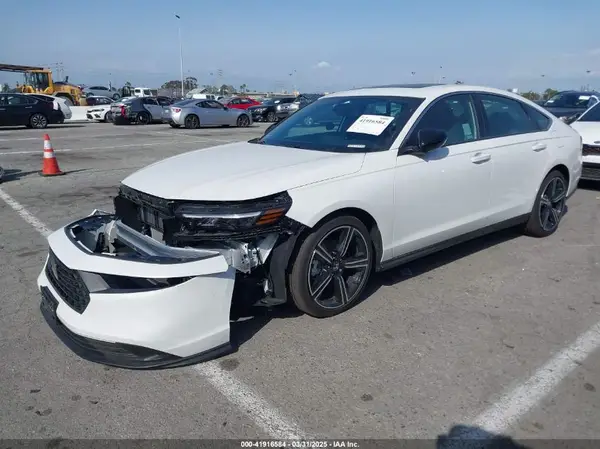 1HGCY2F56SA014004 2025 HONDA ACCORD - Image 2