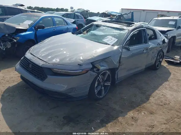 1HGCY2F56SA034110 2025 HONDA ACCORD - Image 2