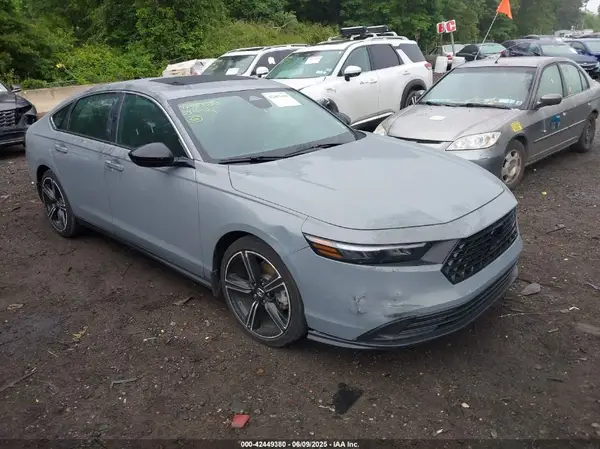 1HGCY2F57RA088025 2024 HONDA ACCORD - Image 1
