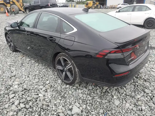 1HGCY2F58PA069495 2023 HONDA ACCORD - Image 2